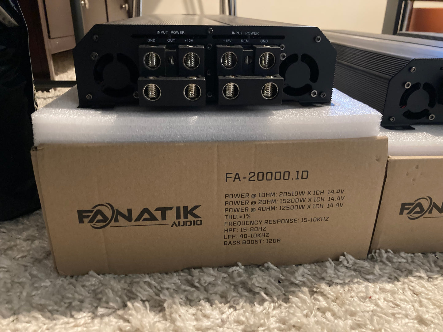Class D full- range amplifier